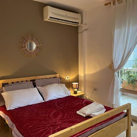 Appartamento Lungomare Vlore con Garage privato Esterno foto