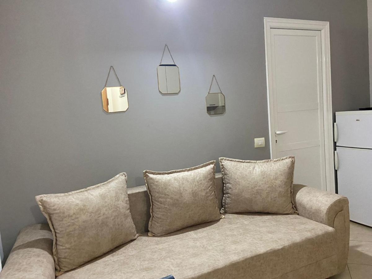 Appartamento Lungomare Vlore con Garage privato Esterno foto